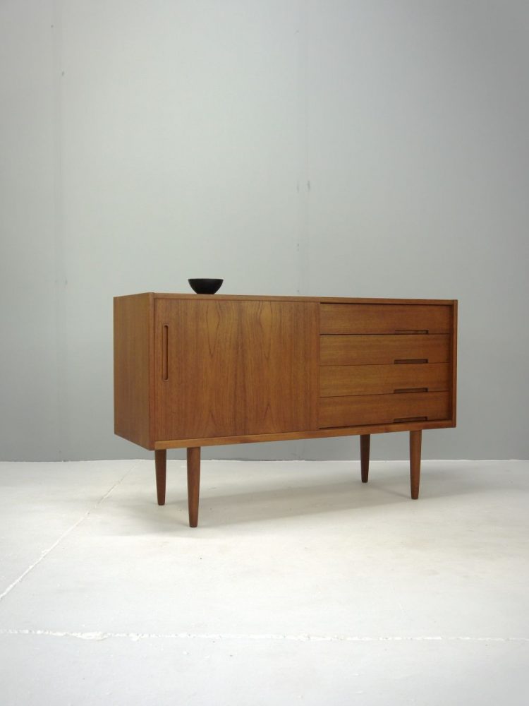 Nils Jonson – Teak ‘Lyon’ Sideboard for Troeds Bjärnum