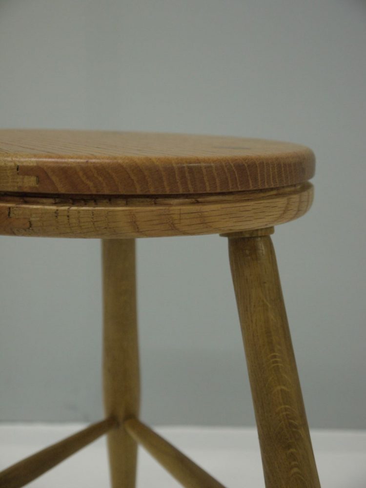 Geoff Meanwell – Handmade Solid Oak Tripod Stool