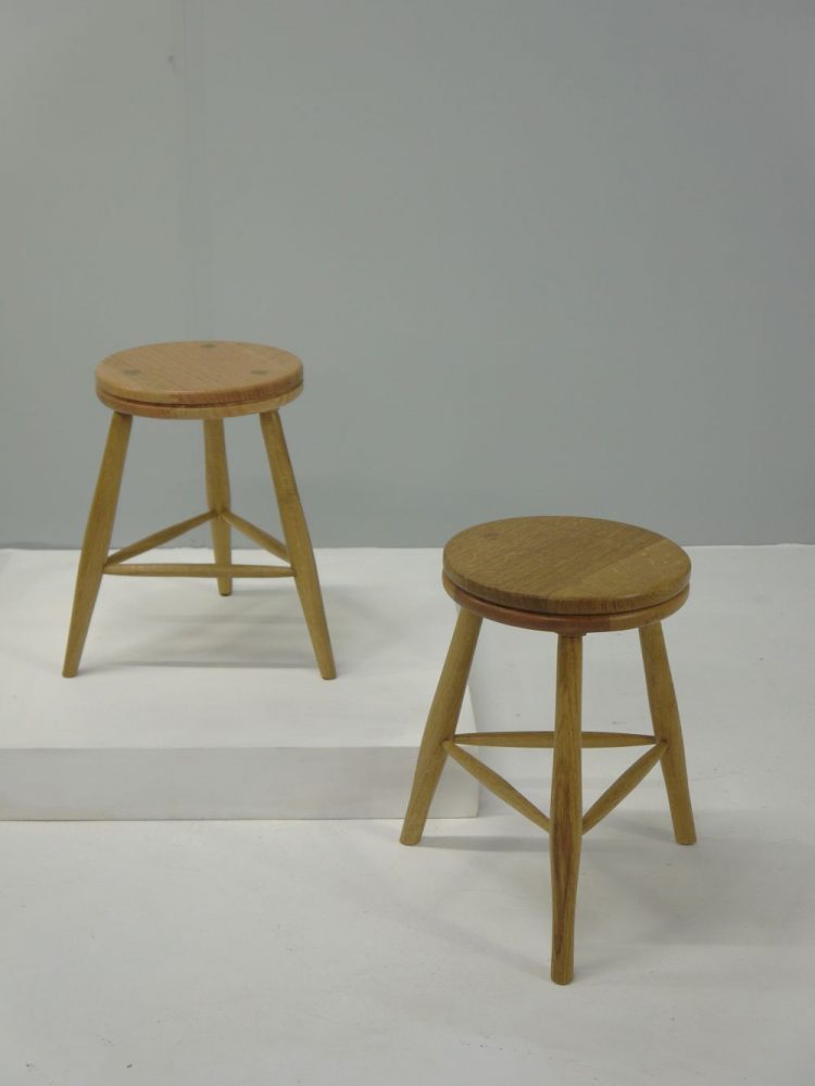 Geoff Meanwell – Handmade Solid Oak Tripod Stool