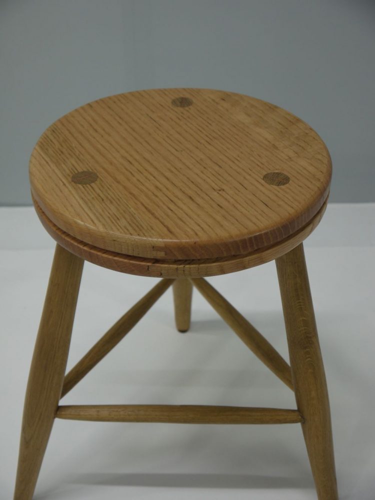 Geoff Meanwell – Handmade Solid Oak Tripod Stool