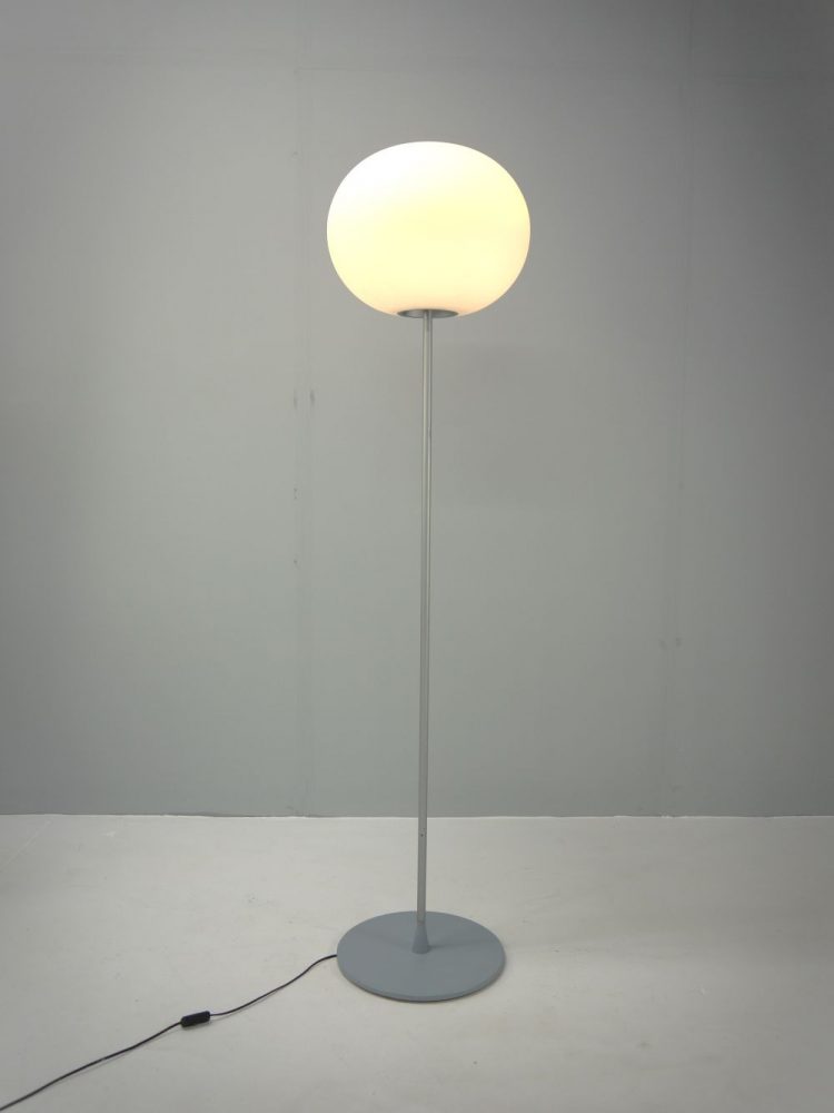 Jasper Morrison – Flos Glo Ball Lamp Model F3