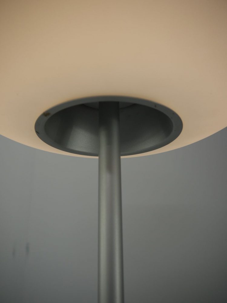 Jasper Morrison – Flos Glo Ball Lamp Model F3