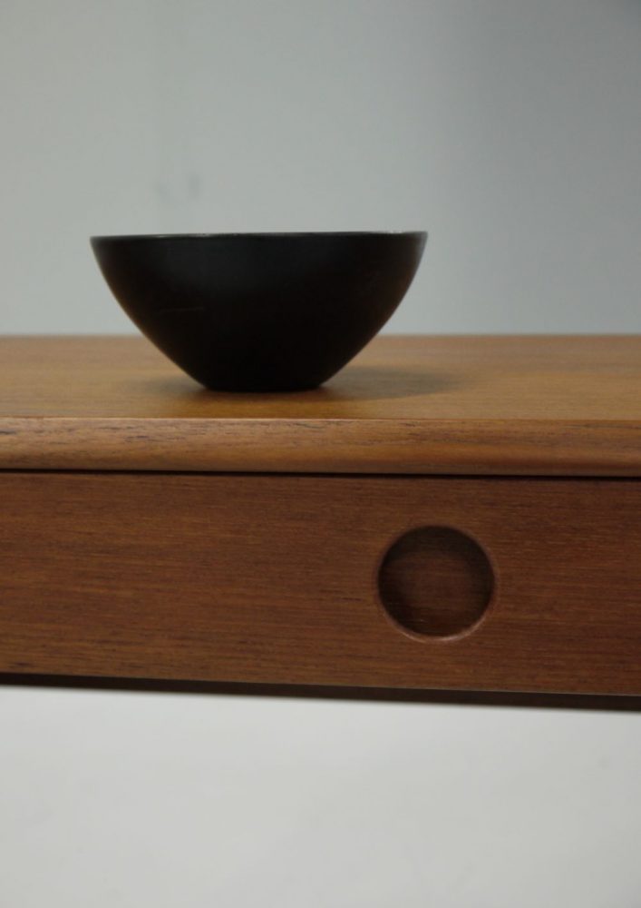 Vildbjerg Mobelfabrik – Danish Bedside Drawer and Nest of Tables