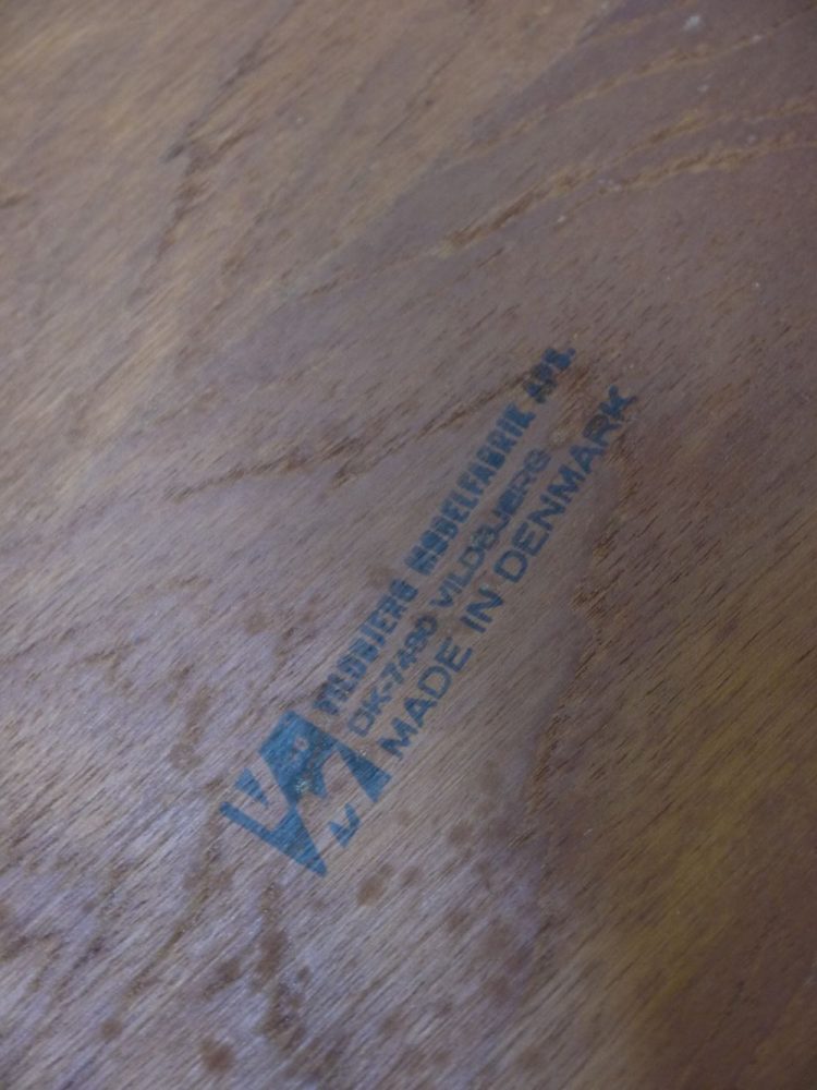 Vildbjerg Mobelfabrik – Danish Bedside Drawer and Nest of Tables