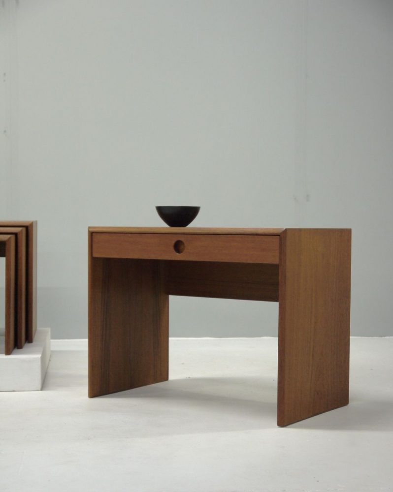 Vildbjerg Mobelfabrik – Danish Bedside Drawer and Nest of Tables