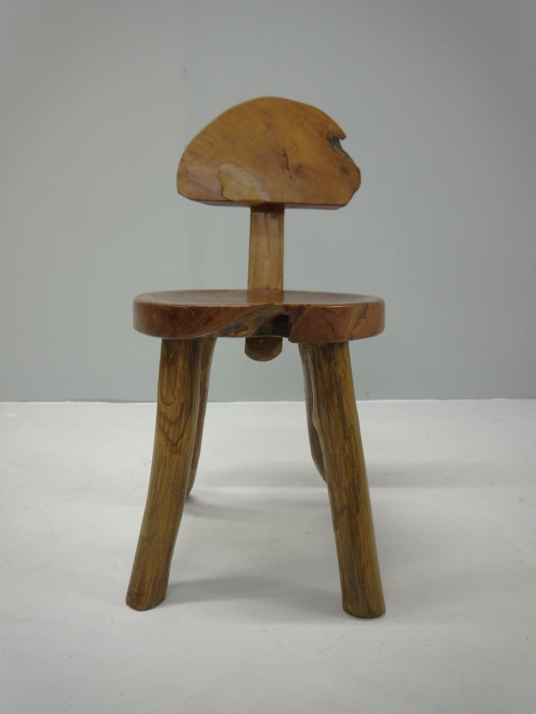 Live Edge – Elm Tripod Chair