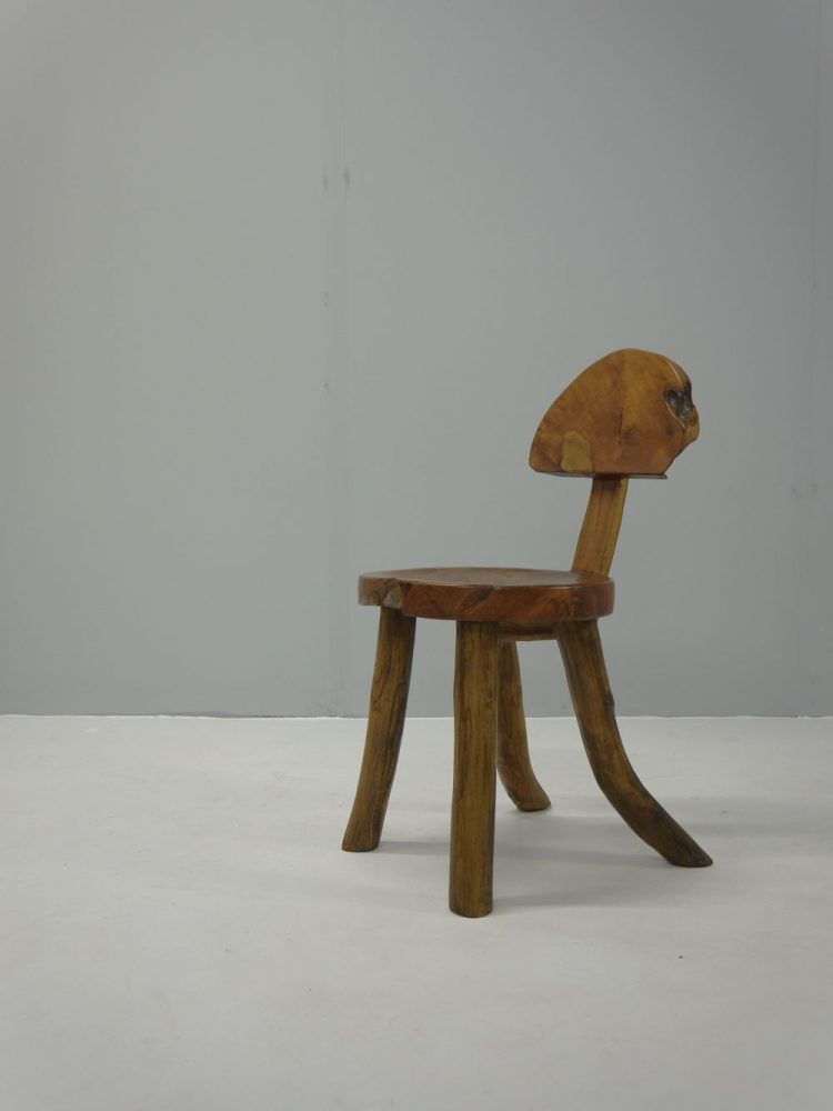 Live Edge – Elm Tripod Chair