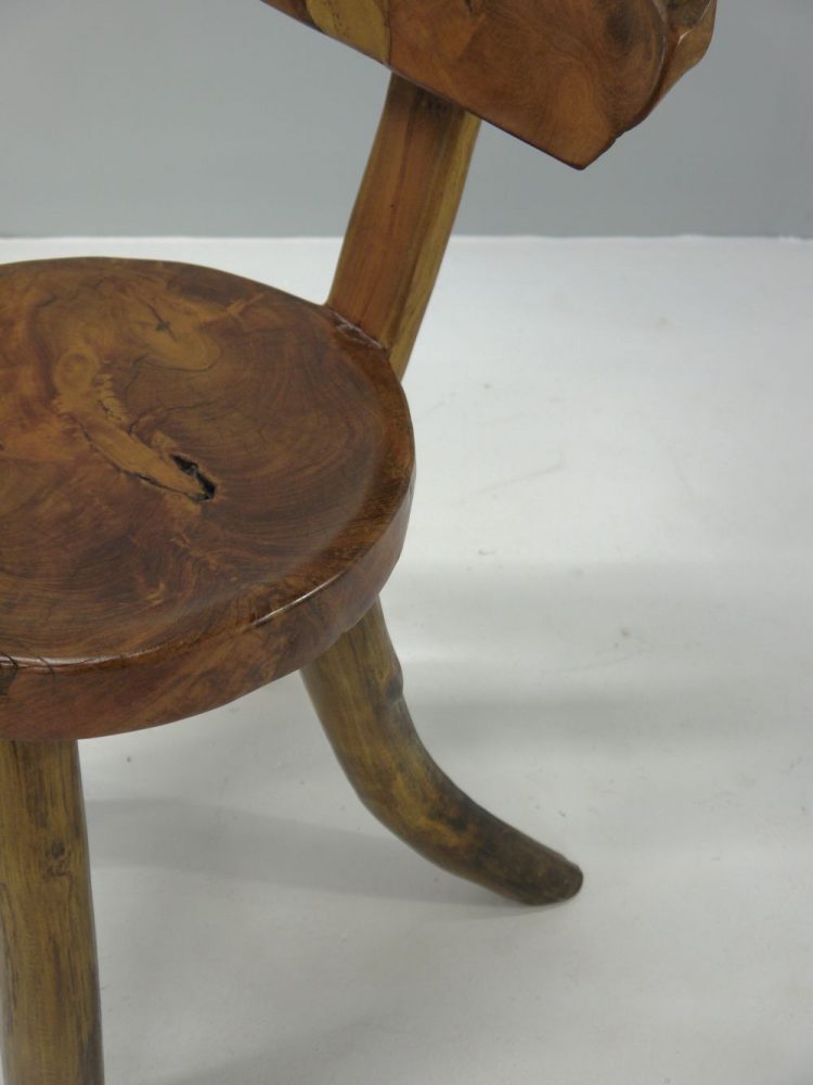 Live Edge – Elm Tripod Chair