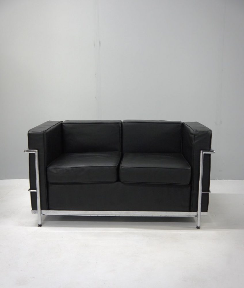 Le Corbusier – LC2 Two Seat Sofa