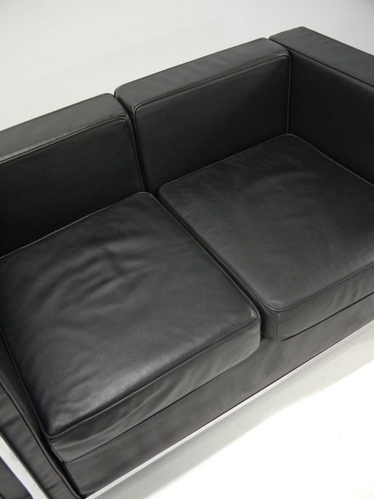 Le Corbusier – LC2 Two Seat Sofa