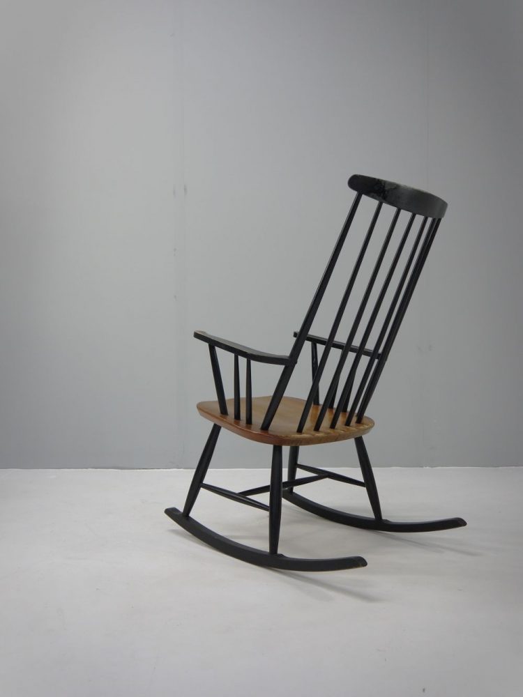 Ilmari Tapiovaara – Finnish Rocking Chair for Asko