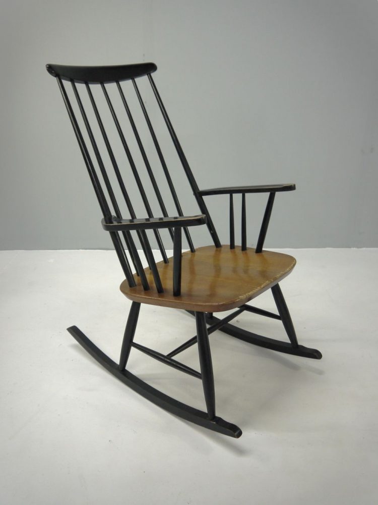 Ilmari Tapiovaara – Finnish Rocking Chair for Asko