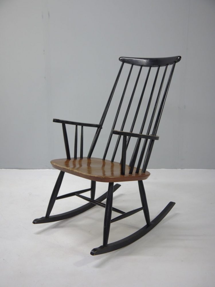 Ilmari Tapiovaara – Finnish Rocking Chair for Asko
