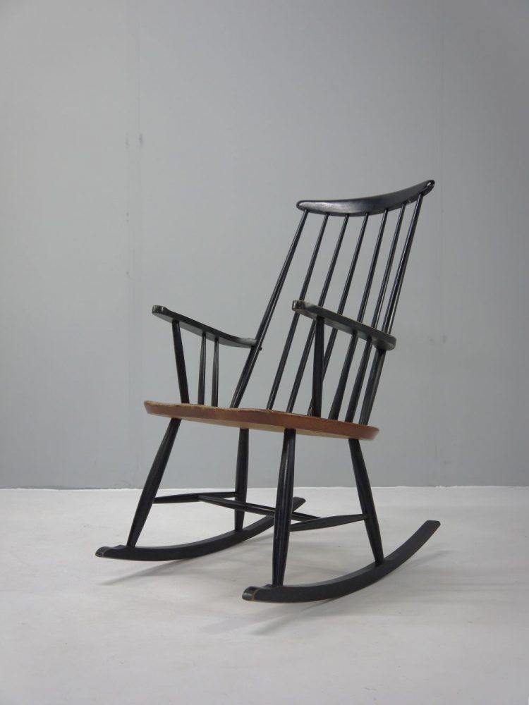 Ilmari Tapiovaara – Finnish Rocking Chair for Asko