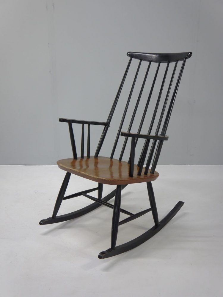 Ilmari Tapiovaara – Finnish Rocking Chair for Asko