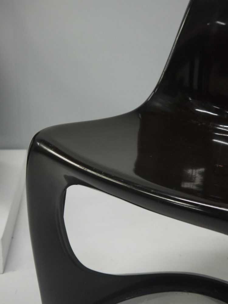 Steen Ostergaard – Cantilever Chairs for Cado