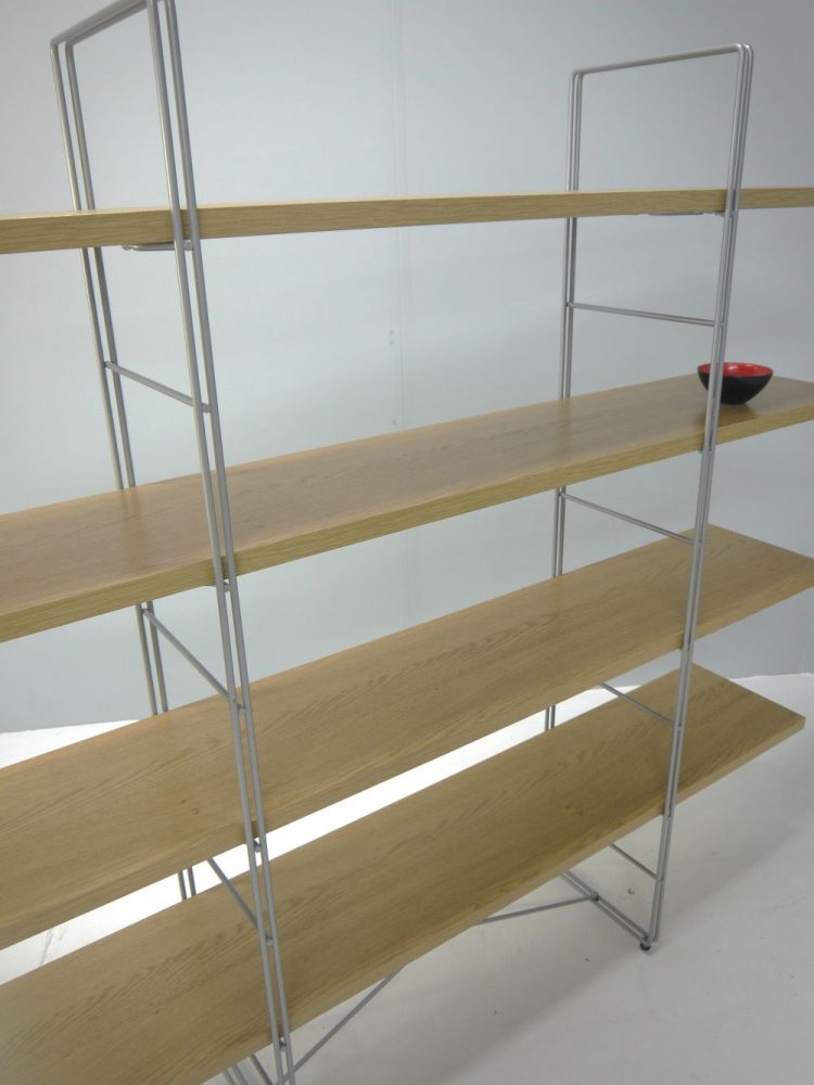 Niels Gammalgaard – Enetri Shelves