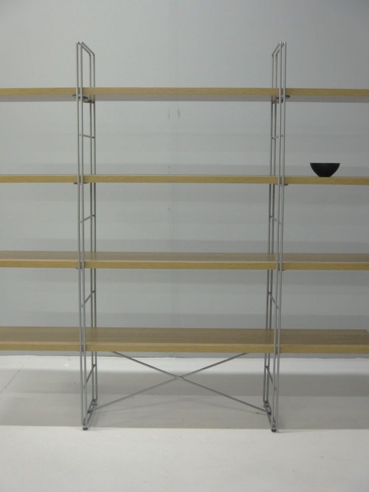 Niels Gammalgaard – Enetri Shelves