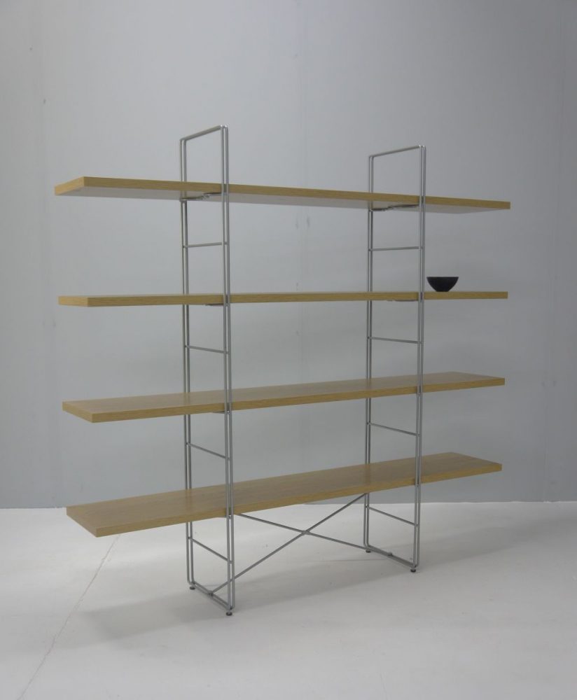 Niels Gammalgaard – Enetri Shelves