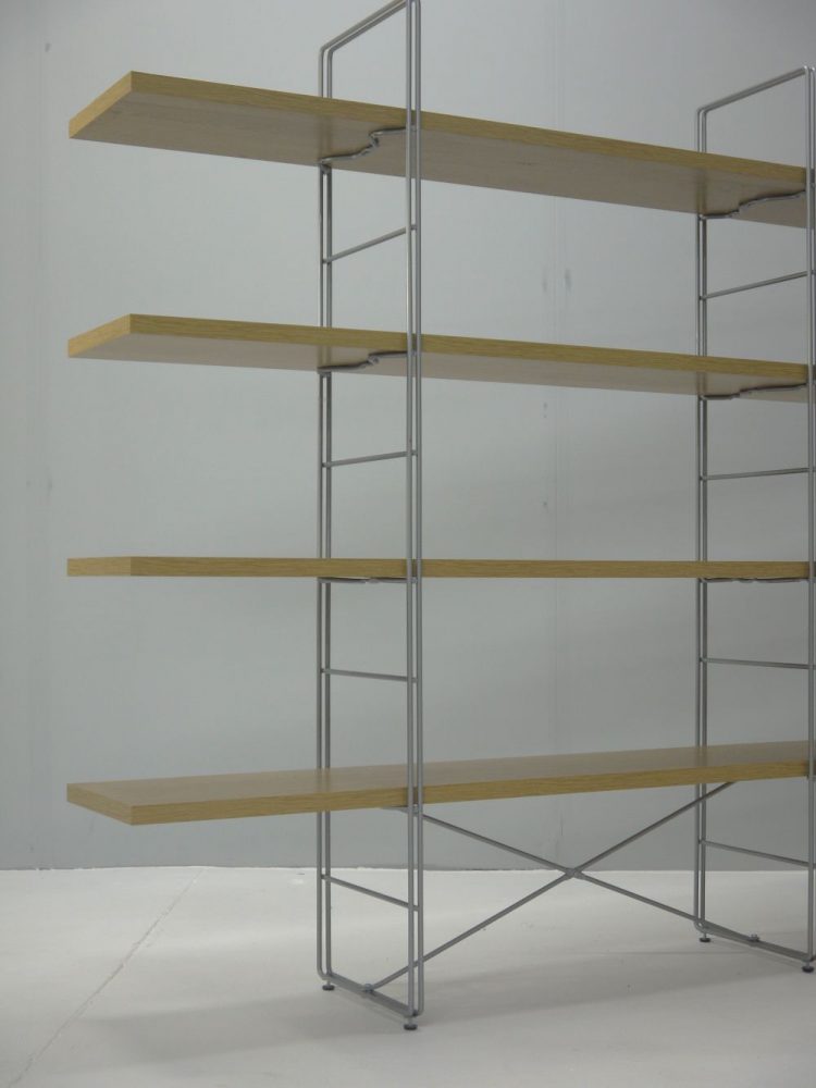 Niels Gammalgaard – Enetri Shelves