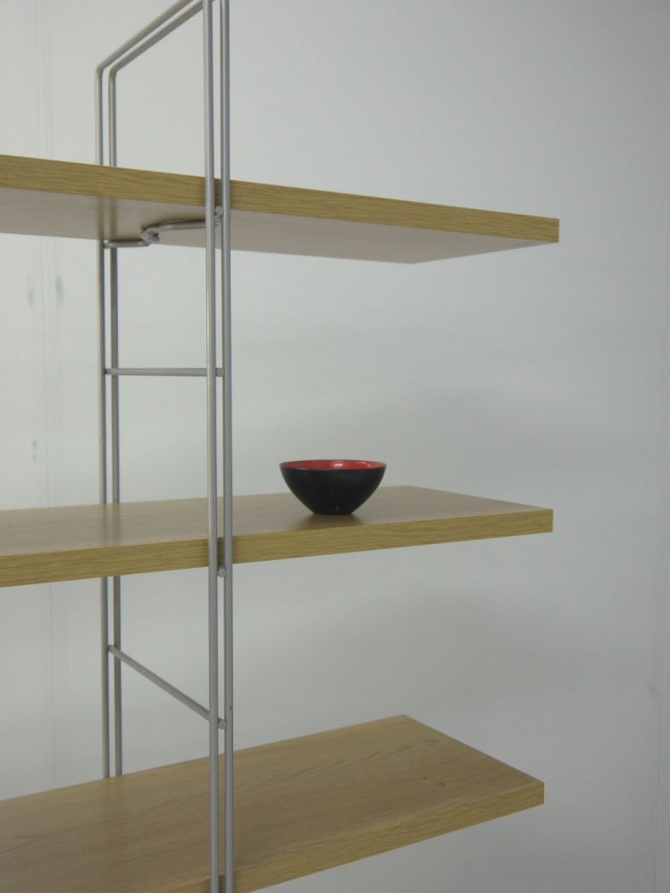 Niels Gammalgaard – Enetri Shelves