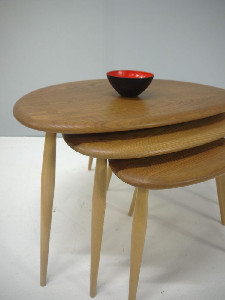 Lucian Ercolani – Set of Elm Pebble Tables