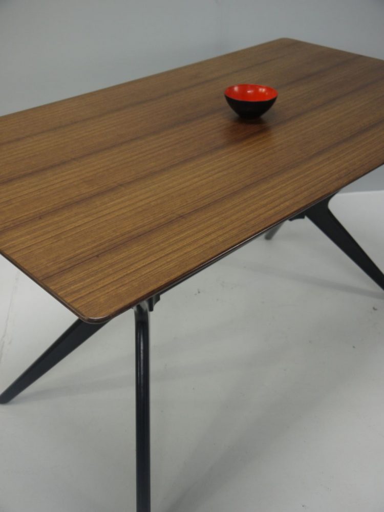 GPlan – Rare ‘Helicopter’ Table for Librenza