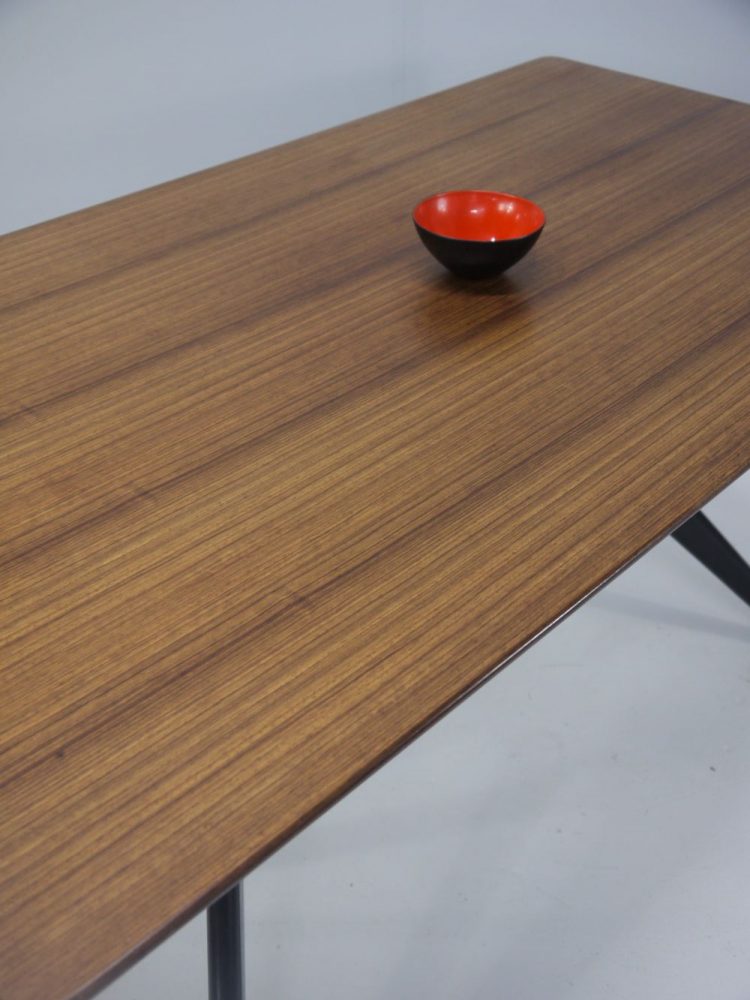 GPlan – Rare ‘Helicopter’ Table for Librenza