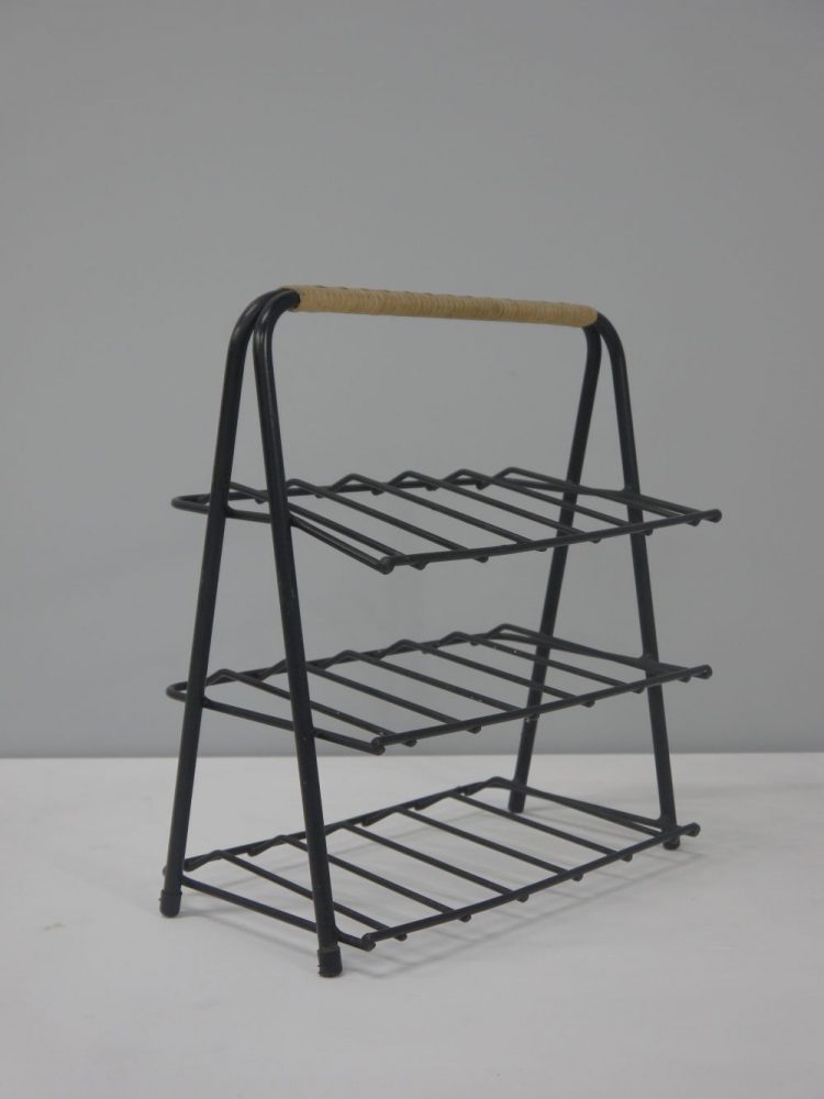 Desmond Sawyer – Wine Rack England