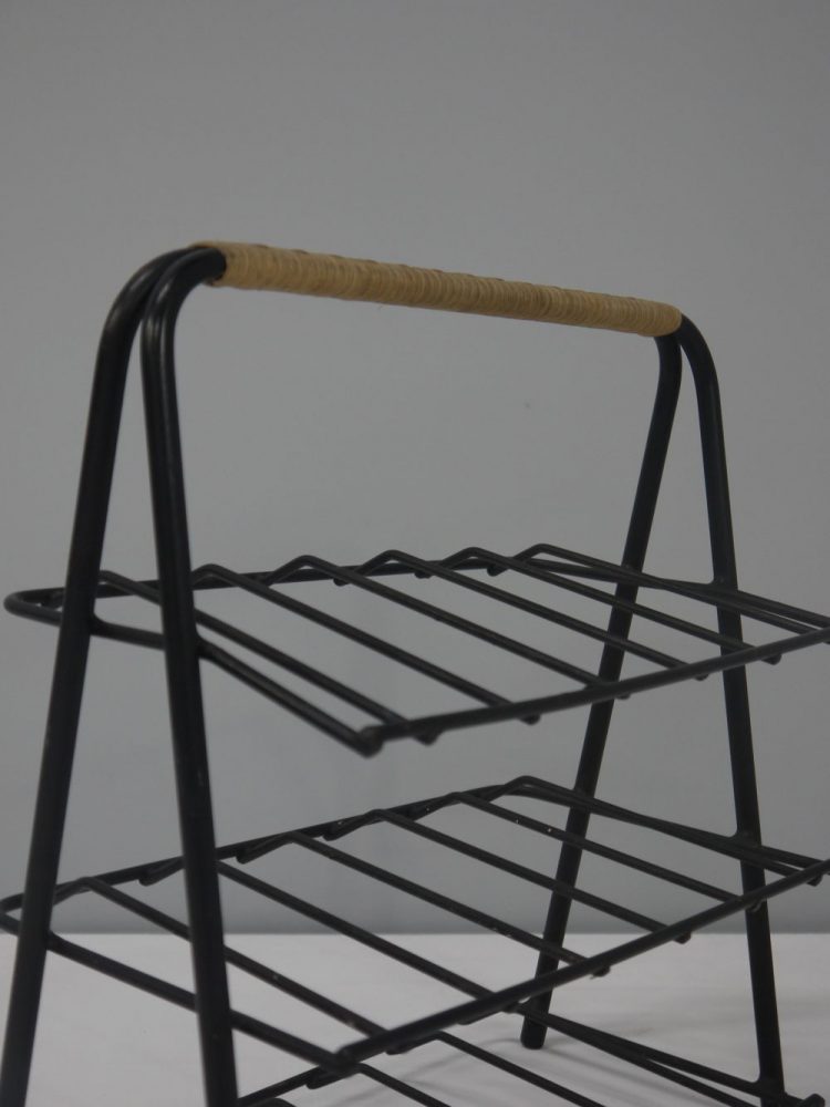 Desmond Sawyer – Wine Rack England