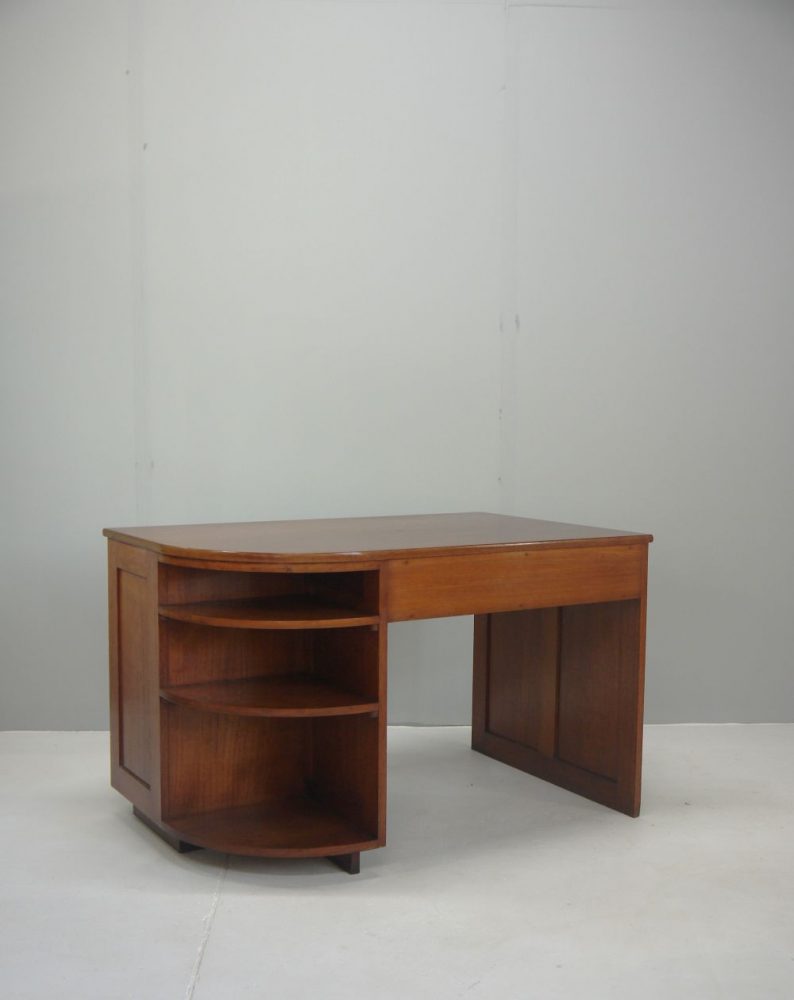 Bauhaus – Executive Desk