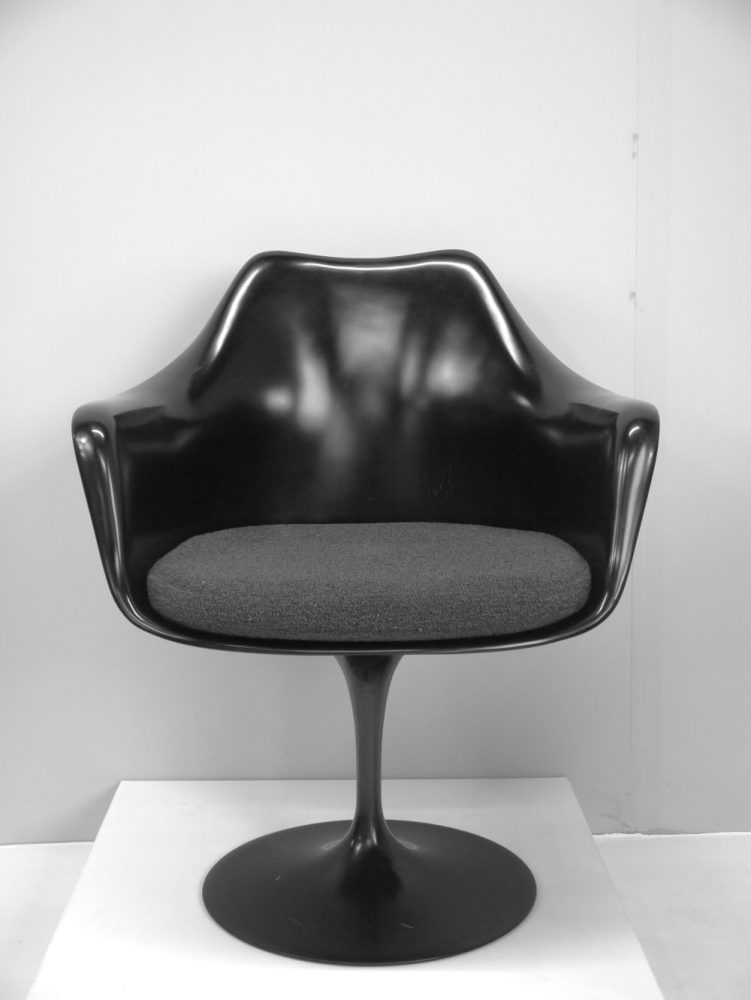 Eero Saarinen – Tulip Armchair for Knoll USA