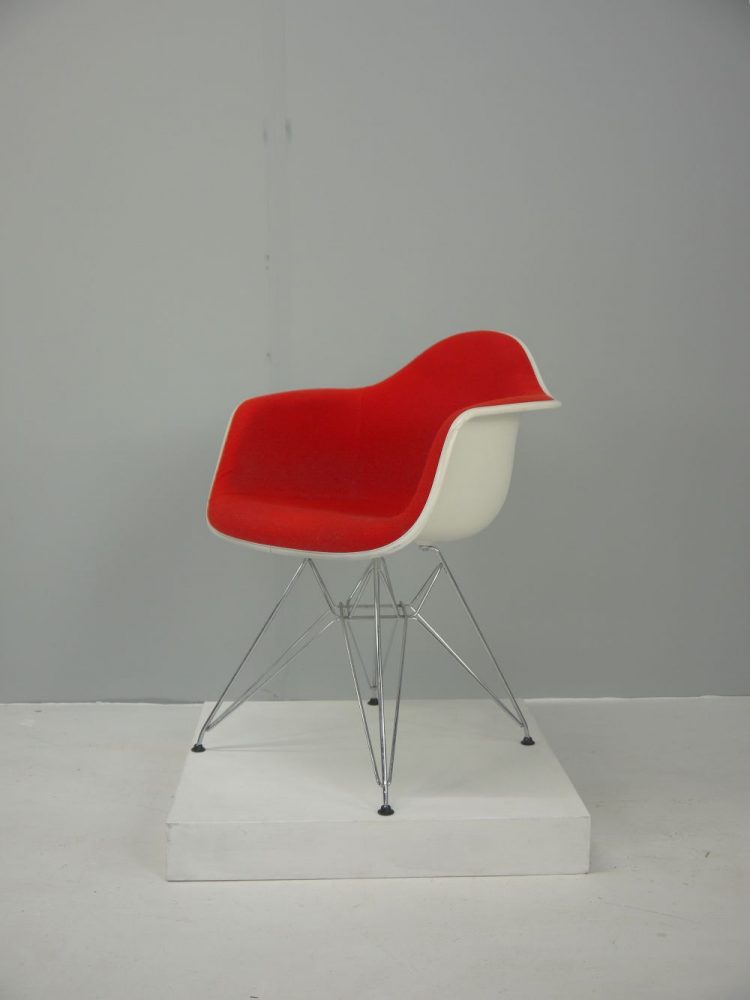 Charles and Ray Eames – DAR Armchair for Vitra