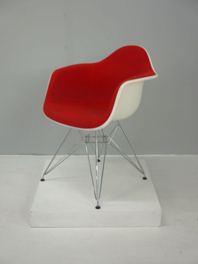 Charles and Ray Eames – DAR Armchair for Vitra