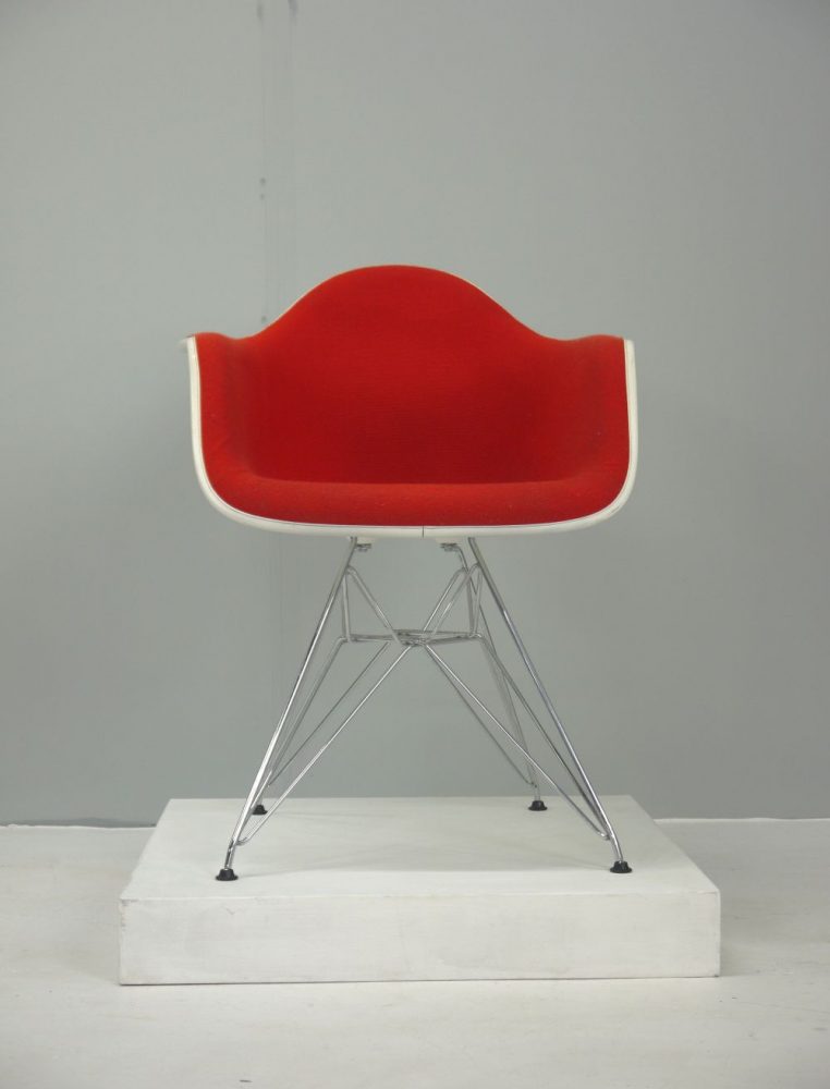 Charles and Ray Eames – DAR Armchair for Vitra