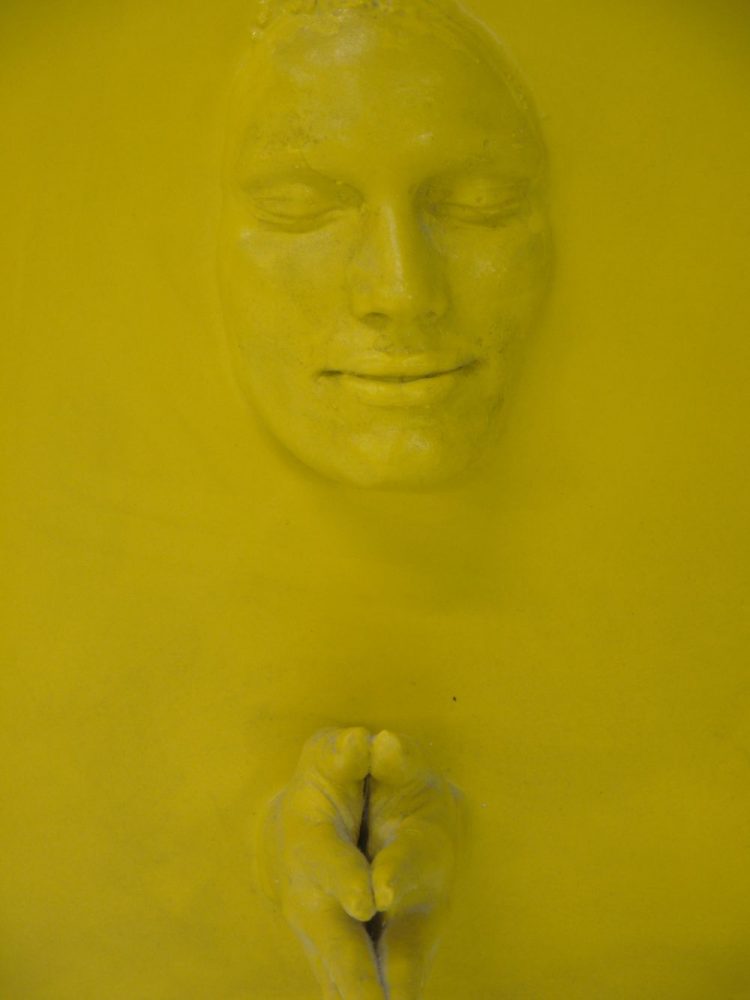 Soliana Habte – Resin Cast Titled ‘Pray’