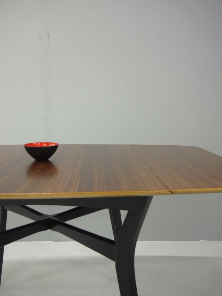 VB Wilkins – Extending Librenza Tola Drop Leaf Table for Egomme