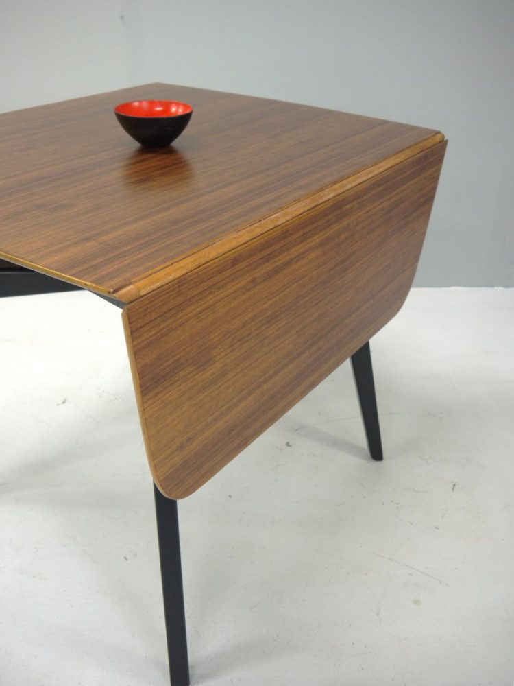 VB Wilkins – Extending Librenza Tola Drop Leaf Table for Egomme