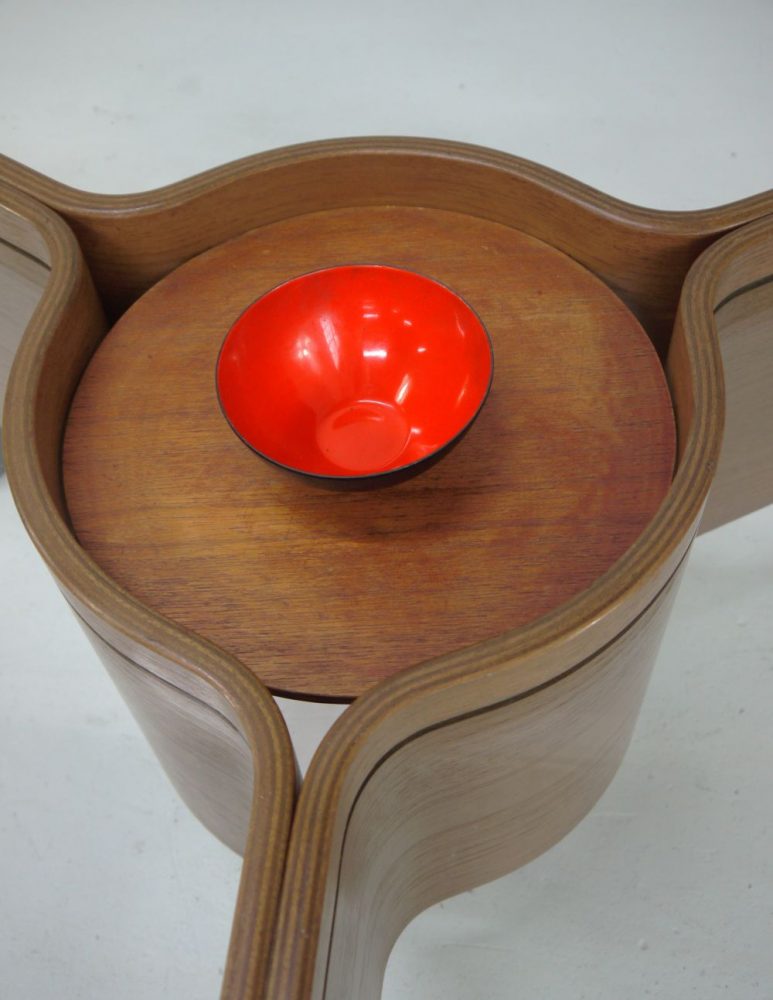 Nathan – Thermo Form Coffee Table