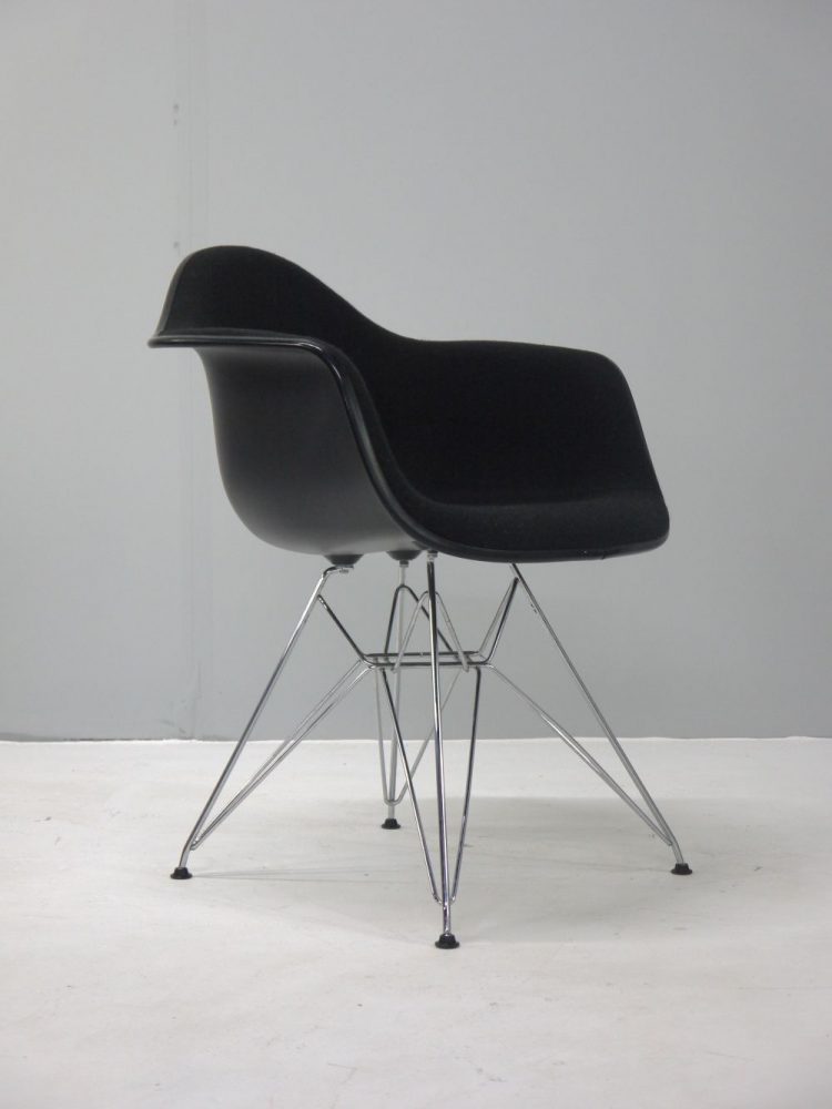 Charles and Ray Eames – DAR Armchair for Vitra