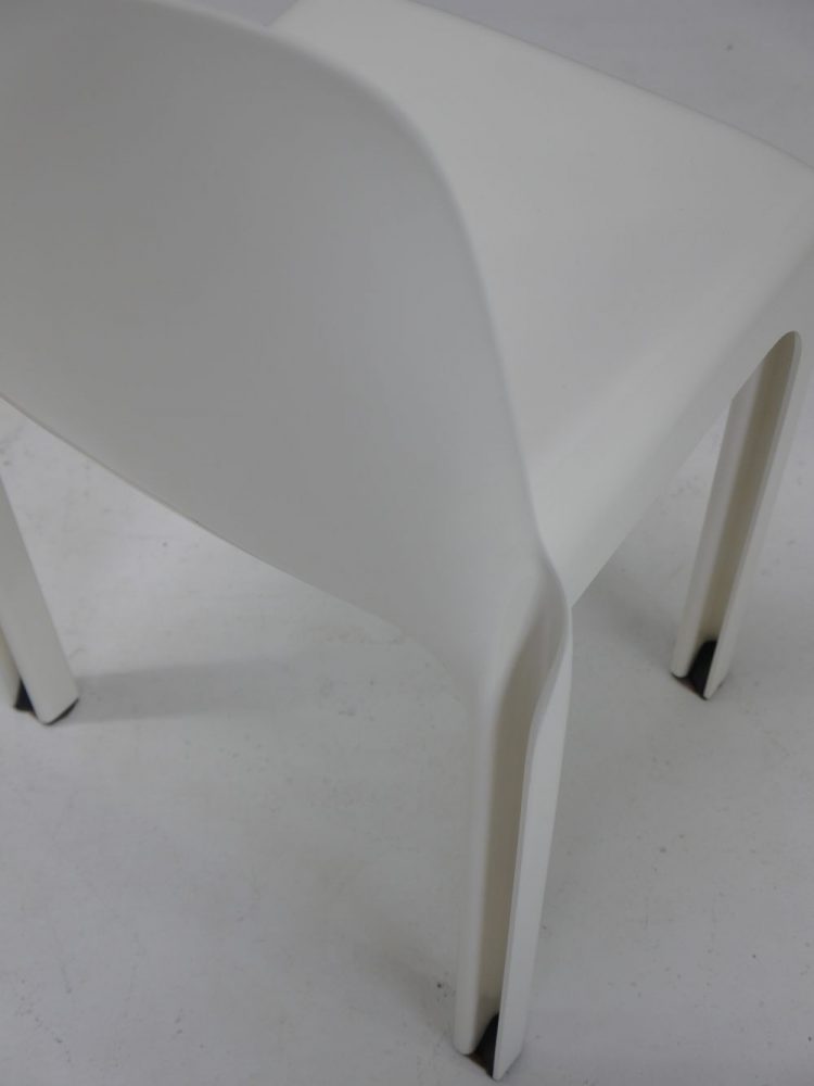 Vico Magistretti – Selene Chair for Artemide Italy