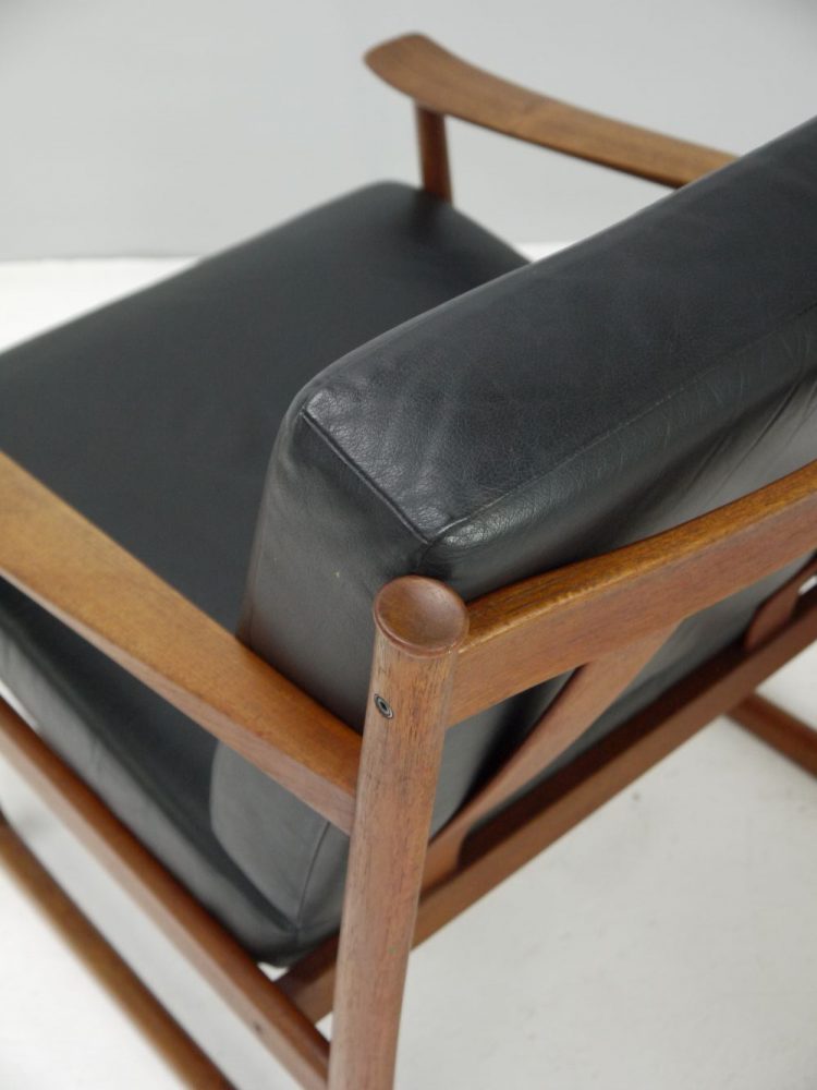 Peter Hvidt & Orla Molgaard – Teak Model 130 Armchair for France and Sons