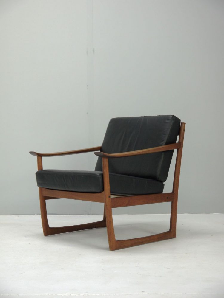 Peter Hvidt & Orla Molgaard – Teak Model 130 Armchair for France and Sons