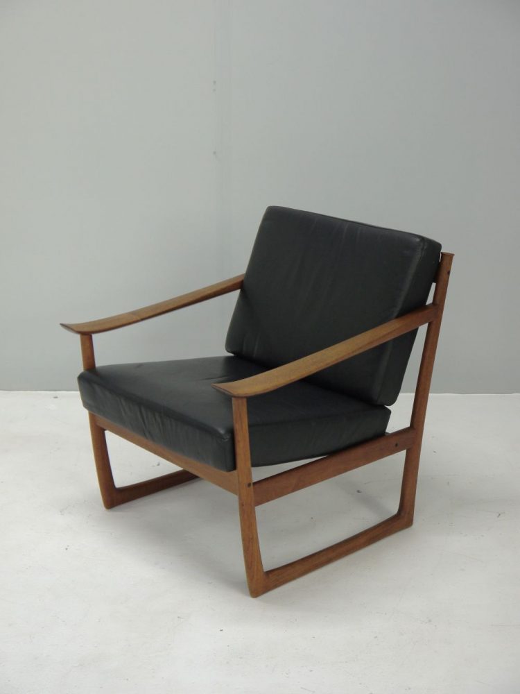 Peter Hvidt & Orla Molgaard – Teak Model 130 Armchair for France and Sons