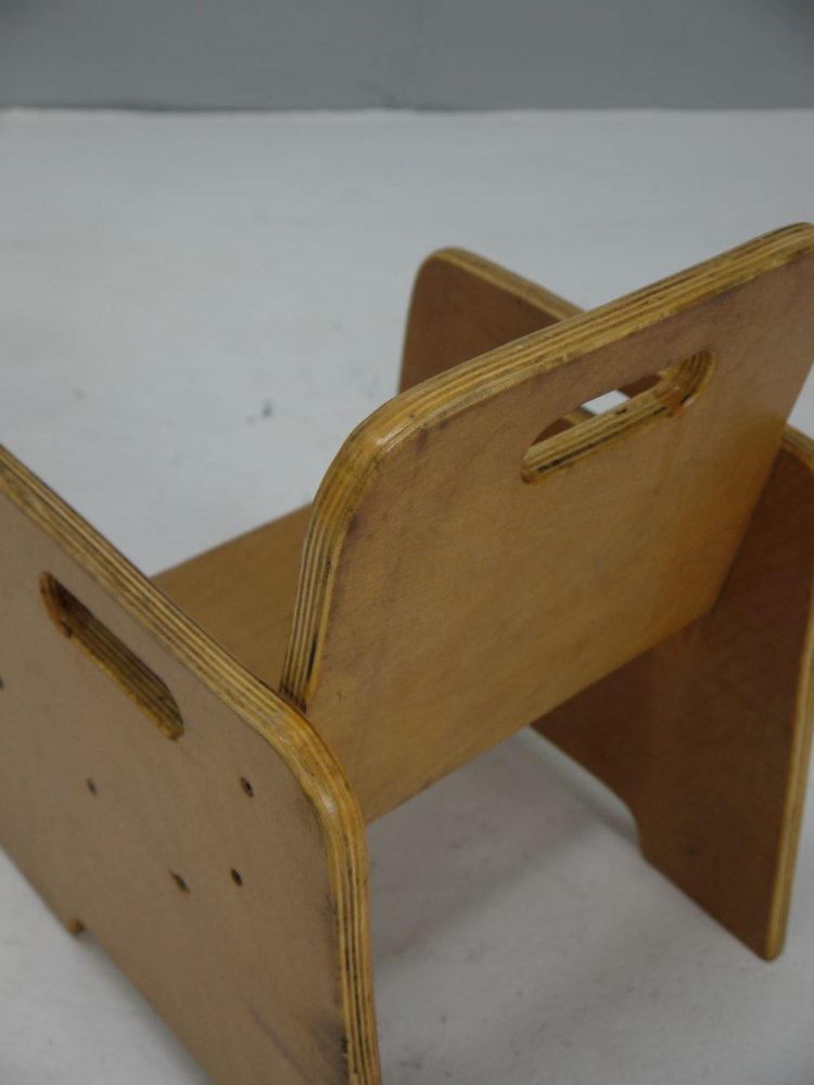 Bent Ply – Midcentury Ply Childs Chair