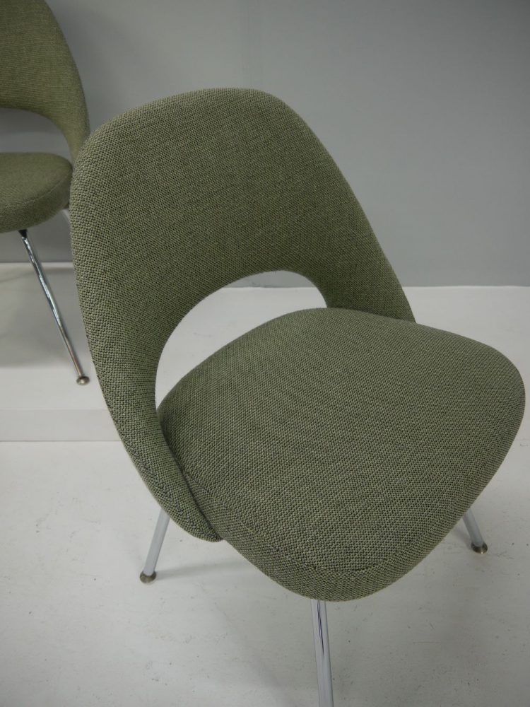 Eero Saarinen – Conference Chair for Knoll International