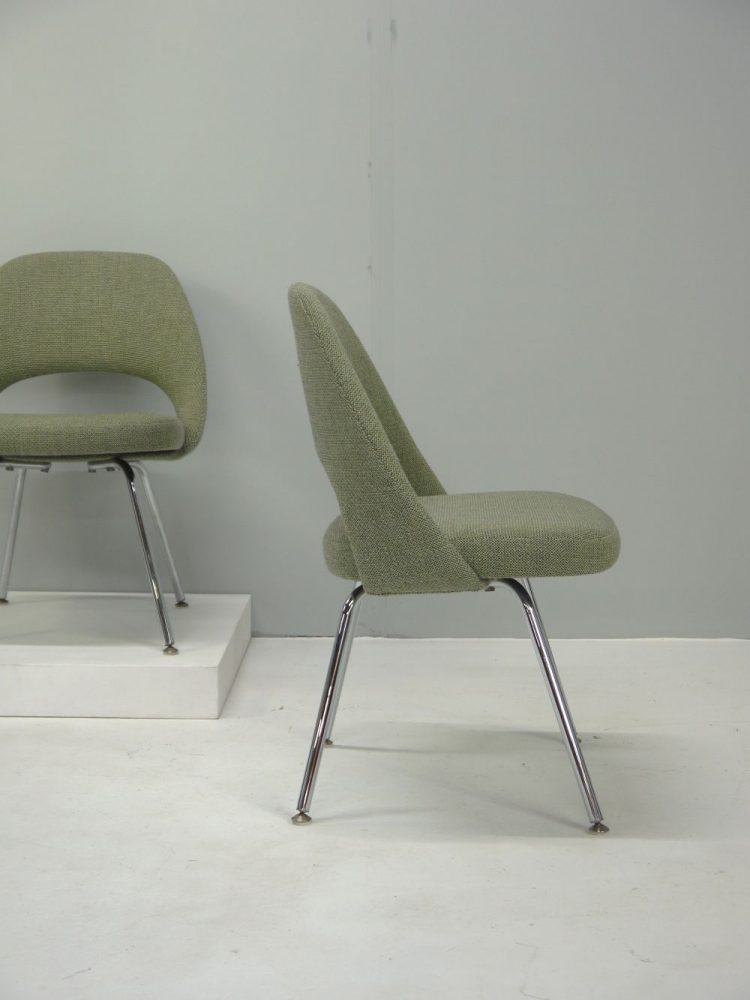 Eero Saarinen – Conference Chair for Knoll International