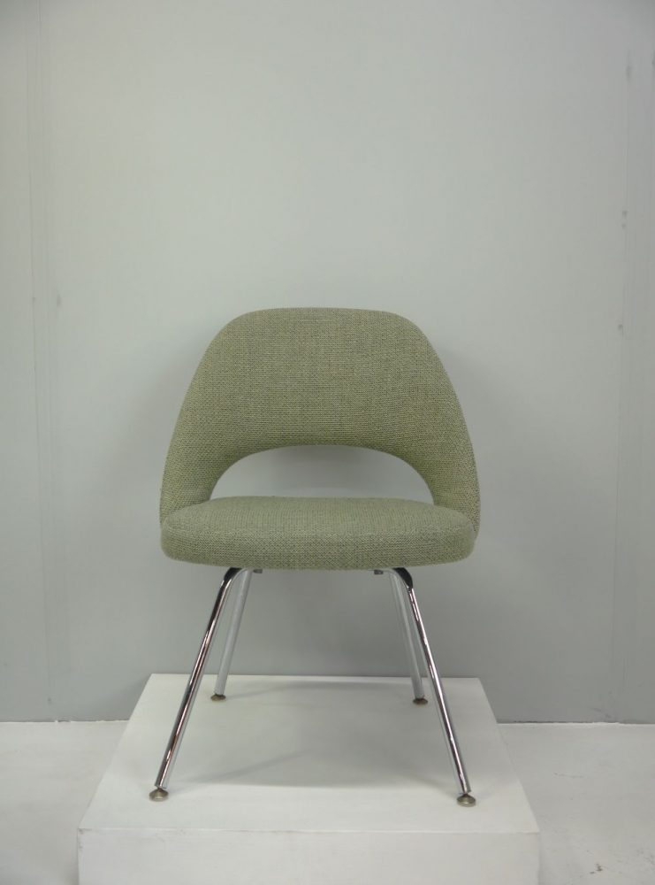 Eero Saarinen – Conference Chair for Knoll International